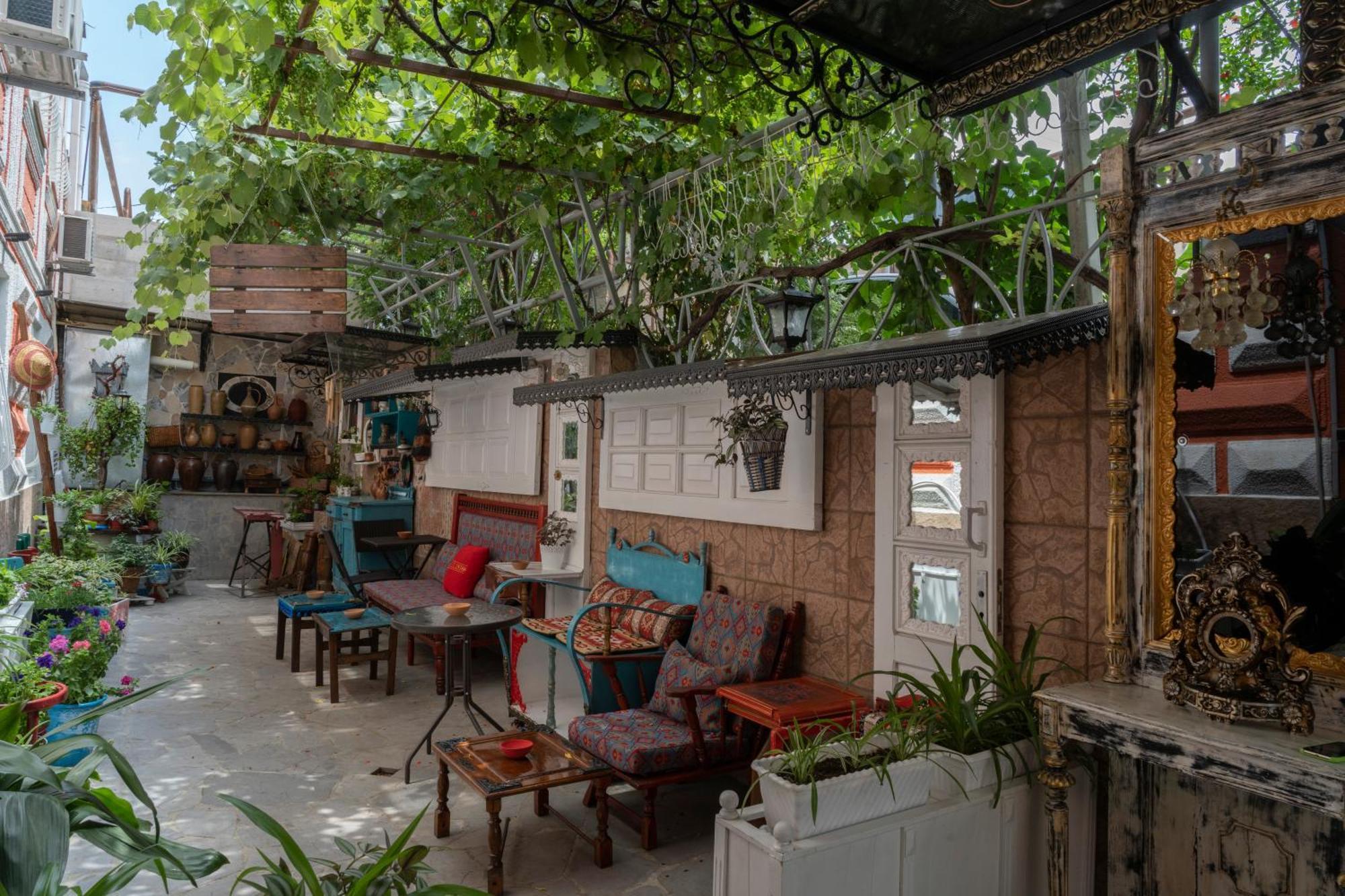 Elia Boutique Hostel & Apart-Hotel Τυφλίδα Εξωτερικό φωτογραφία
