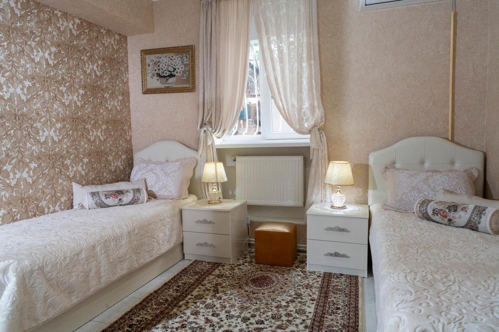Elia Boutique Hostel & Apart-Hotel Τυφλίδα Εξωτερικό φωτογραφία