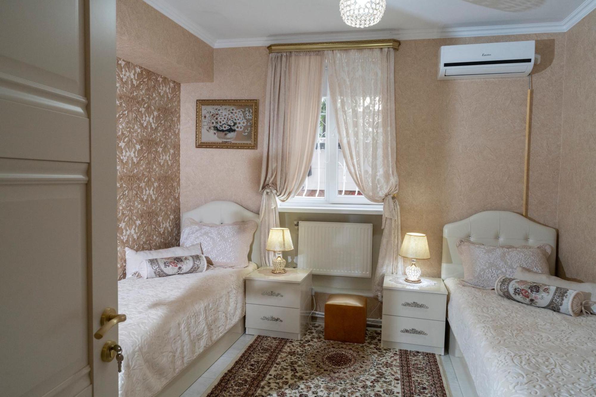 Elia Boutique Hostel & Apart-Hotel Τυφλίδα Εξωτερικό φωτογραφία